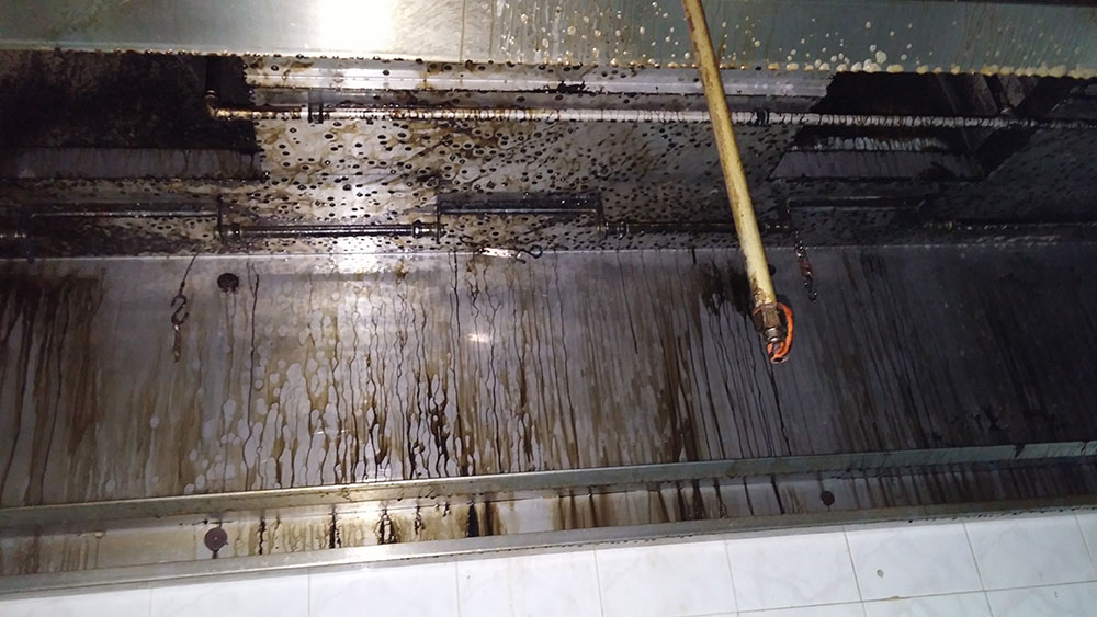 ניקוי מנדף - לפני